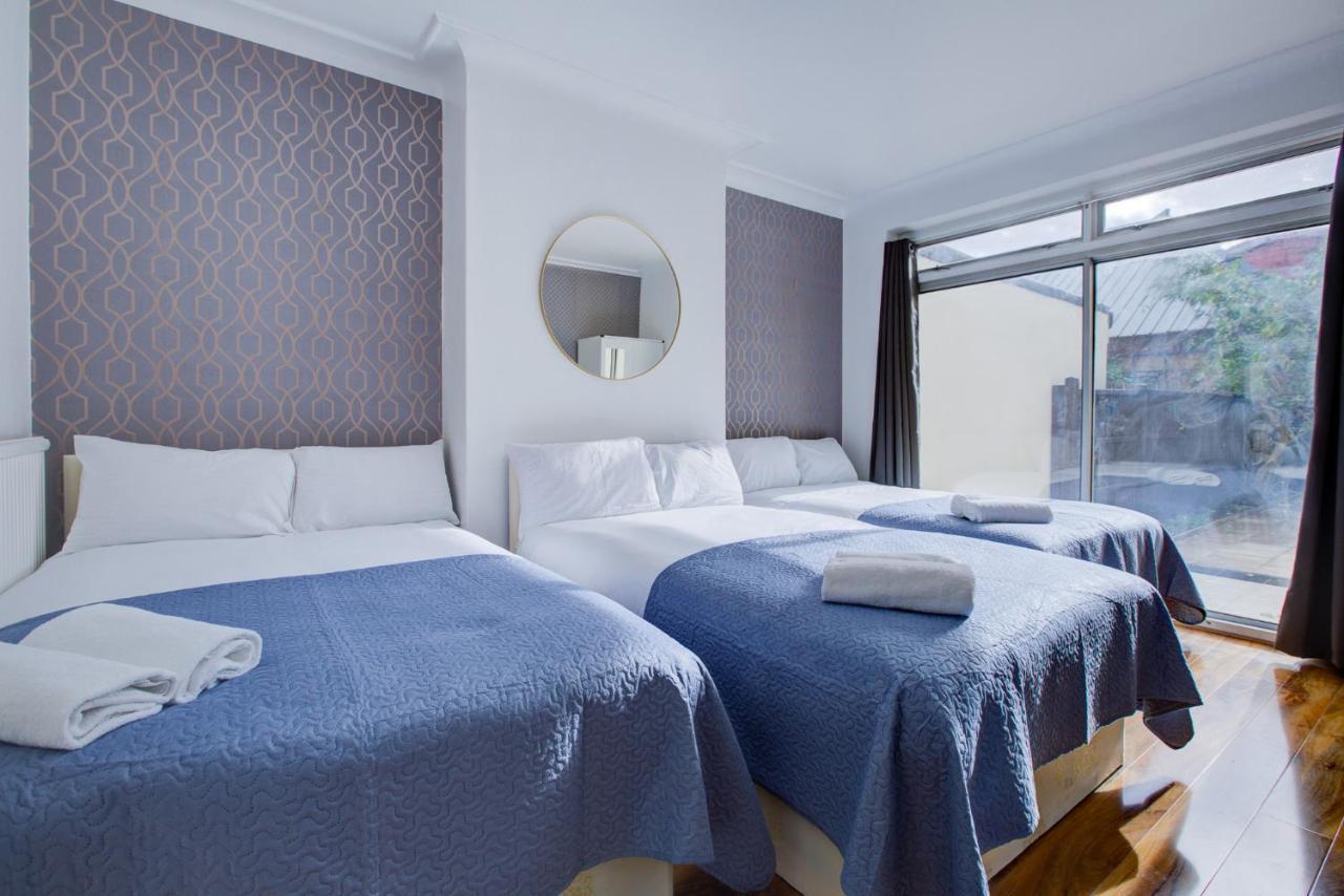 Twin Towerd Hotel London Kültér fotó